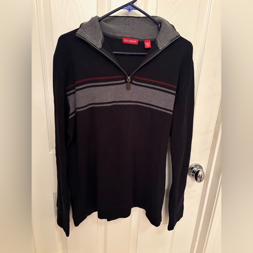 Reunion Men's Black and Gray Zip-Up Sweater Size Large